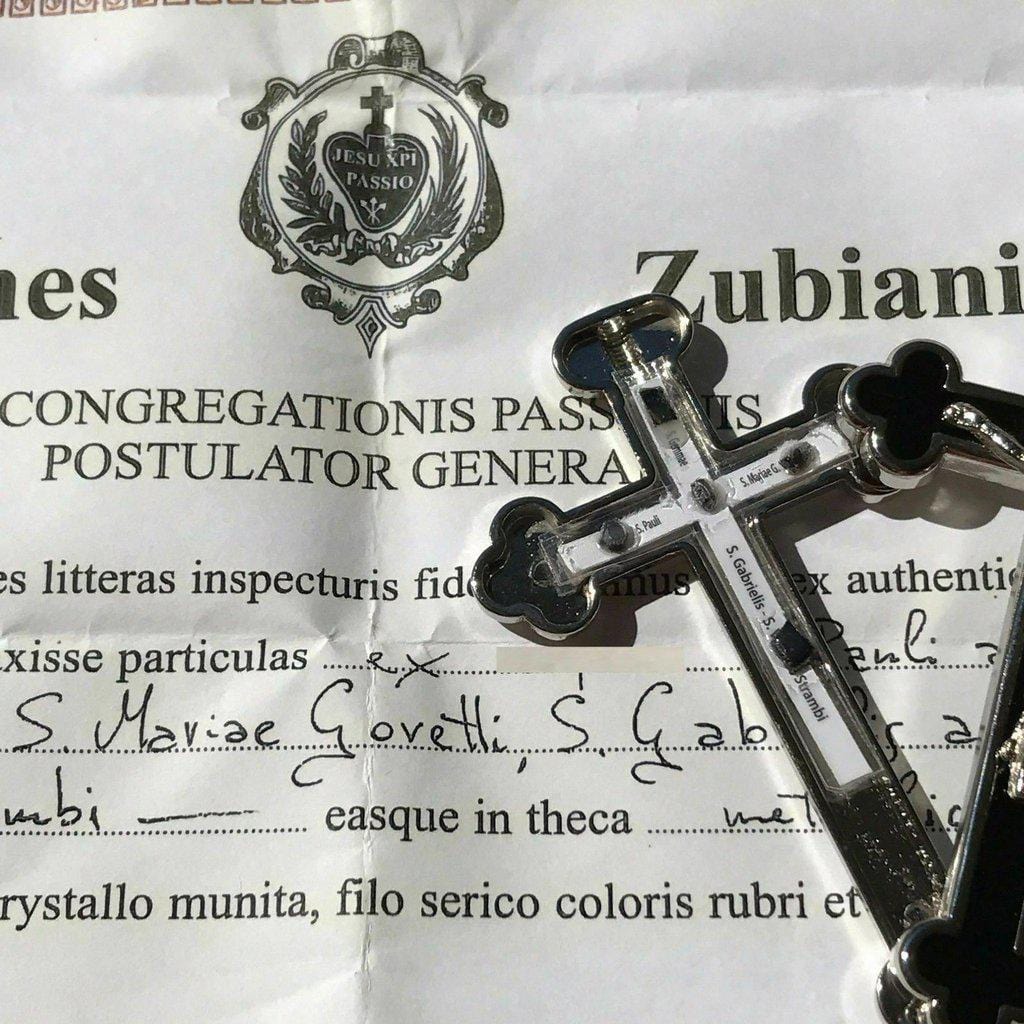 1 Croix objet dévotion religion ésotérisme crucifix christ jésus reliquaire